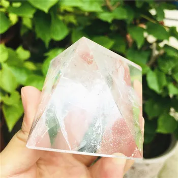 Bela kremen Zdravljenje Piramida Naravne Mineralne Triangled Kristalno Točke na debelo