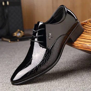 Najnovejše Oxford Čevlji za Moške Luksuzni Lak Poročni Čevlji Konicami Prstov Obleko, Čevlji za Klasično Derby Čevlji Usnjeni Čevlji Velikost 38-48