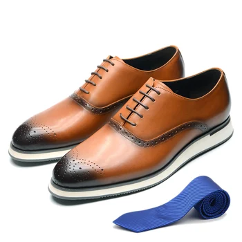 Klasična moška Oxford Čevlji z Brogue Perforacije Pika Ročno pravo Usnje Moške Superge Čipke-up Podjetij Poroko Priložnostne Čevlji