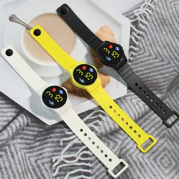 LED Digitalni Watch HD-združljiv Jasno Sliko, Pritisni in Sponke Nepremočljiva Design Touch Kontrole Trendy Modni Astronavt Elektronski Watc
