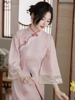 2023 Ženske Roza Cheongsam Dolgo Vezenje Rokav Kitajski Slog Čipke Obleko Letnik Priložnostne Elegantno Izboljšano Qipao S Do XXL