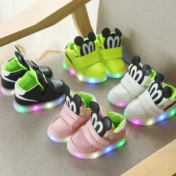 Light Up Modni Risanka Žareče otroška Obutev LED Moda korejski Fantje Dekleta Modni Priložnostne Čevlji, Superge Malčka Boyshoes
