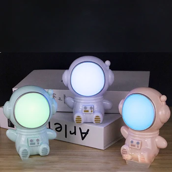 LED Pisane Astronavt Svetlobe USB Noč Svetlobe Kreativno Darilo za Rojstni dan za Otroke Božično Darilo Doma Dekor Spalnica Dekoracijo